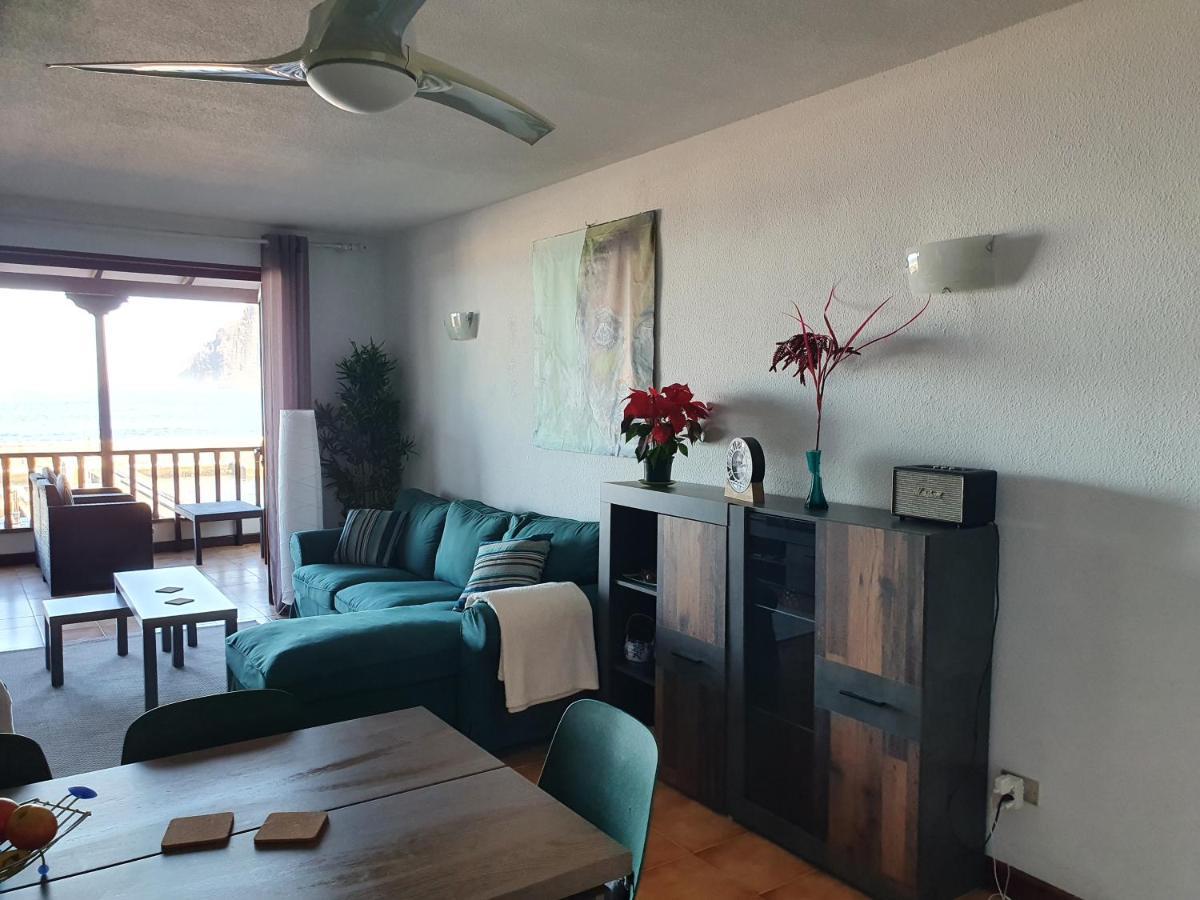 Апартаменты Penthouse De Roca In Poblado Marinero Акантиладо-де-Лос-Хигантес Экстерьер фото