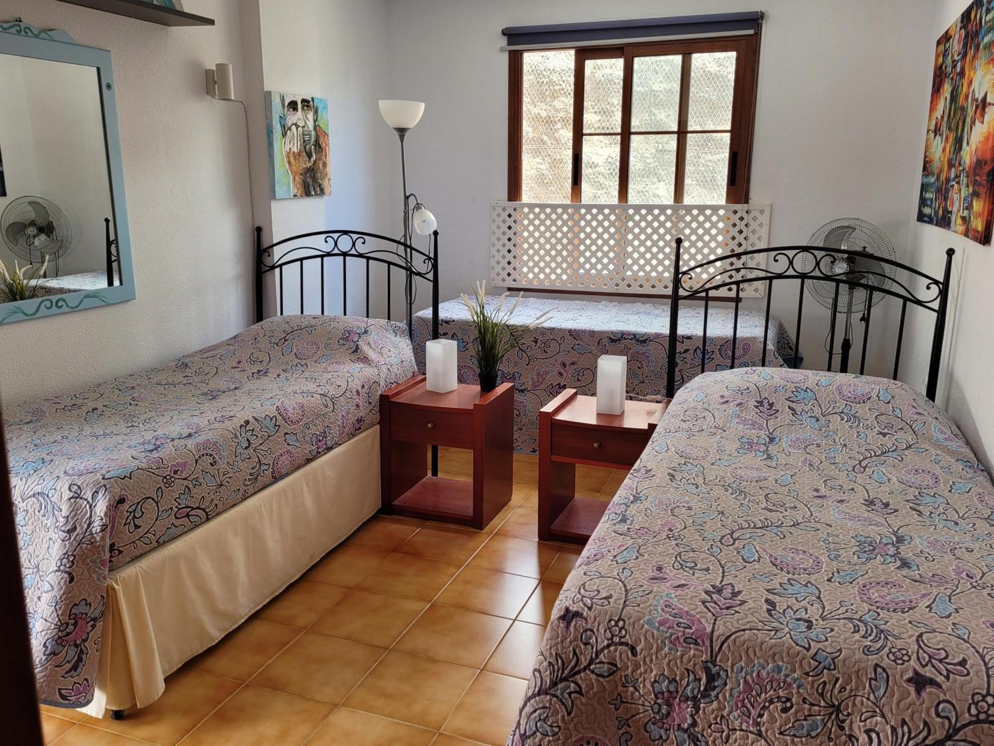 Апартаменты Penthouse De Roca In Poblado Marinero Акантиладо-де-Лос-Хигантес Экстерьер фото